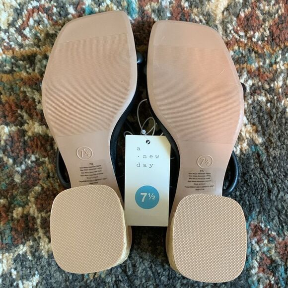 NWT Women's Miley Pumps - A New Day Size 7.5 - Picture 6 of 8